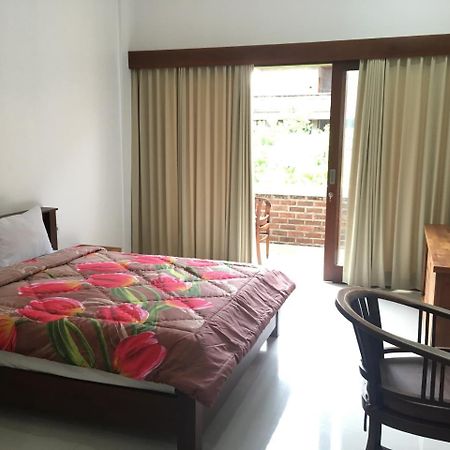 Si Doi Kuta Hotel Kuta Lombok Exterior foto